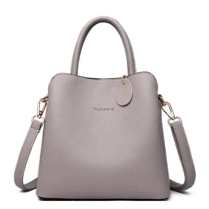 womens-casual-leather-handbag-886916.jpg