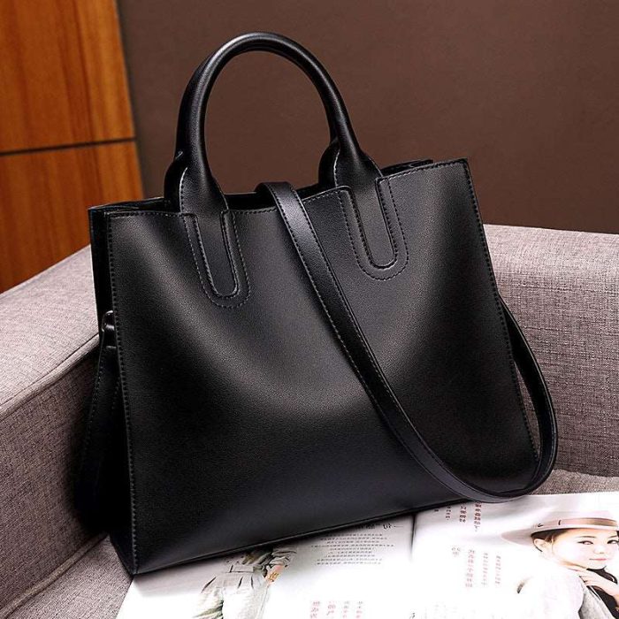 womens-large-capacity-one-shoulder-messenger-handbag-586651.jpg