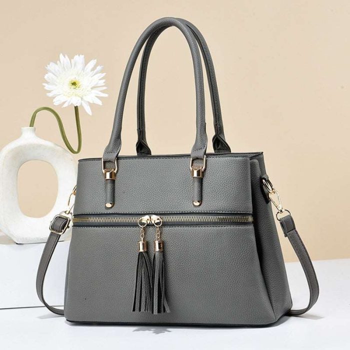 womens-large-capacity-soft-leather-tassel-shoulder-bag-595237.jpg womens-large-capacity-soft-leather-tassel-shoulder-bag-595237.jpg