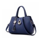 womens-modern-fashion-leather-handbag-564141.jpg